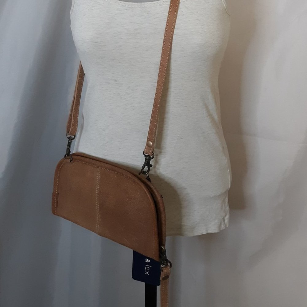 Chloe & Lex Leather Convertible Crossbody Wrist Wallet